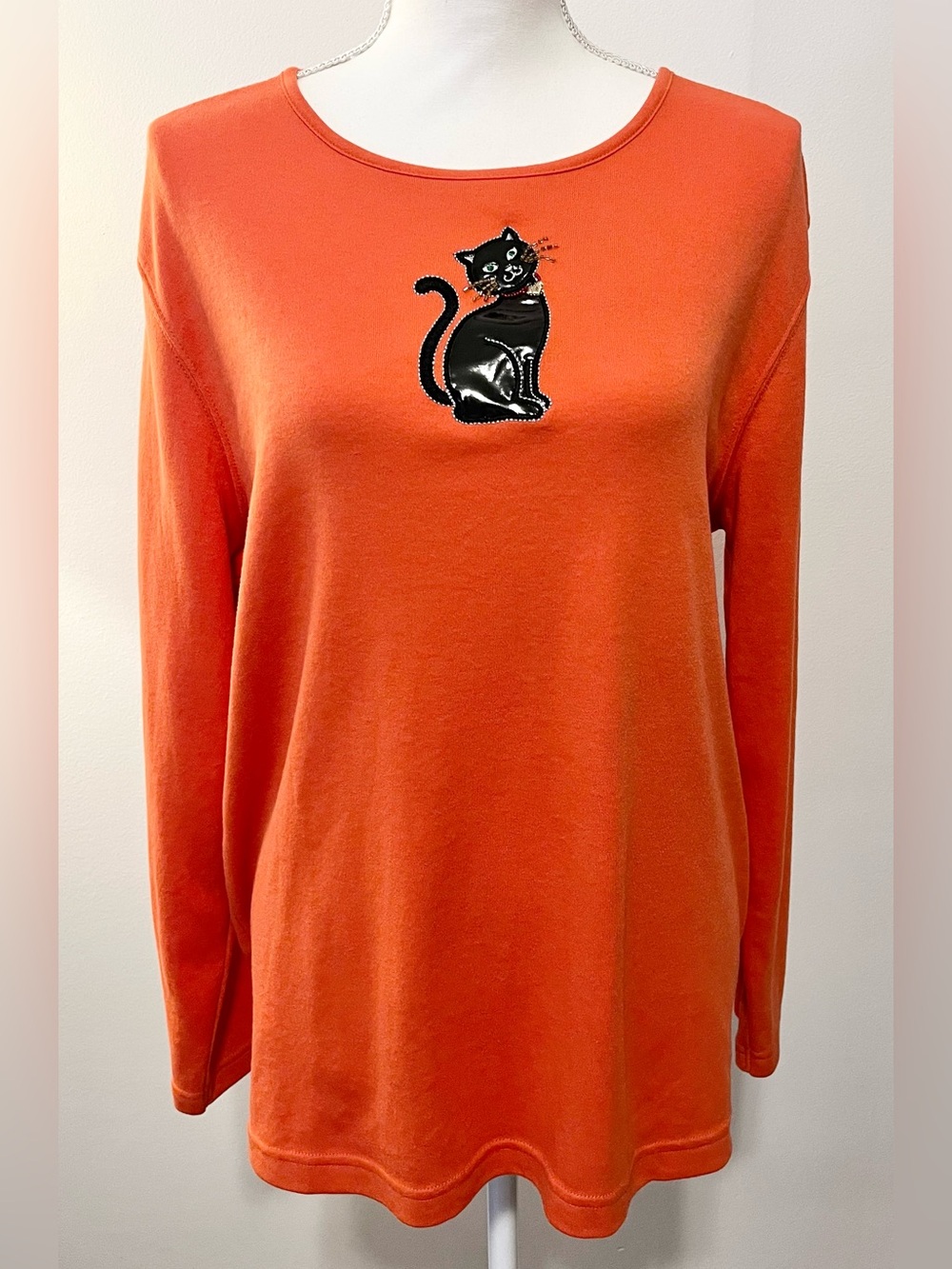 Halloween Fall Fun Black Cat Applique Long Sleeve Orange Tee Shirt. Size XL
